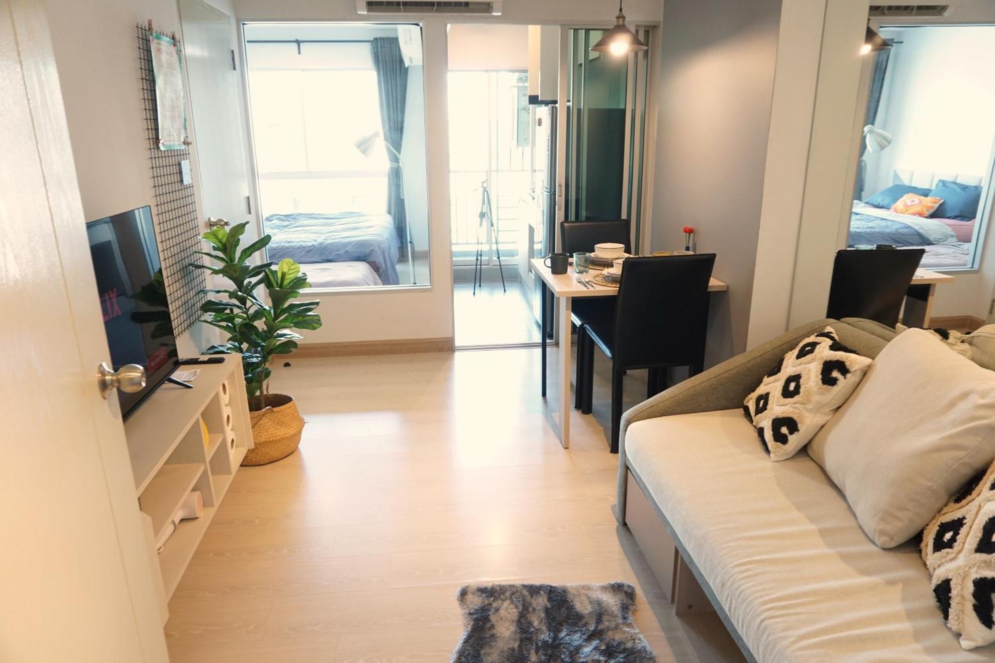 The Kith Plus Sukhumvit 113 By Blk بانكوك الغرفة الصورة